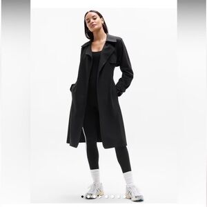 NWT Athleta Black Classic Stellar Trench Coat - UPF 

Sz Small